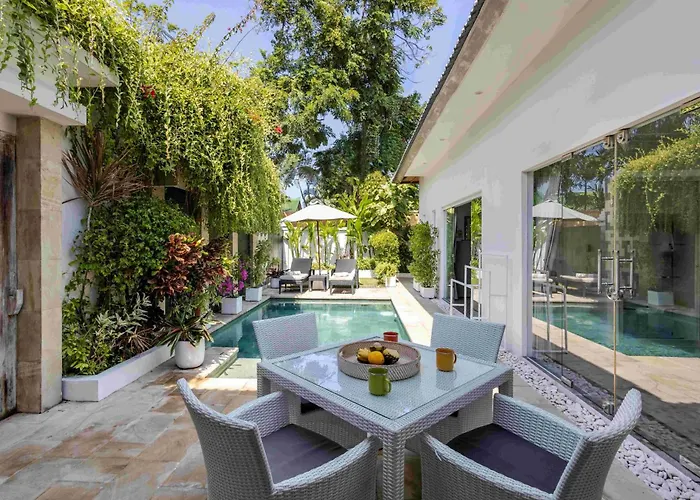 Villa Charming, Sofie - With Refreshing Pool *