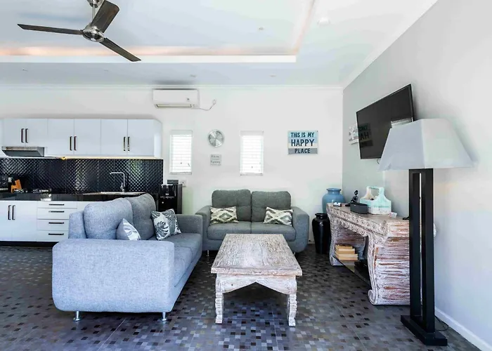 Villa Charming, Sofie - With Refreshing Pool