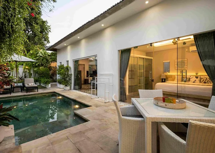 Charming, Sofie - With Refreshing Pool Villa Sanur
